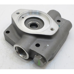 CESSNA 72400 CHARGE PUMP HOUSING